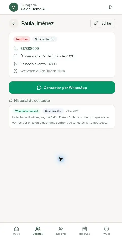 Ficha de una clienta con su historial de contacto en Volvé